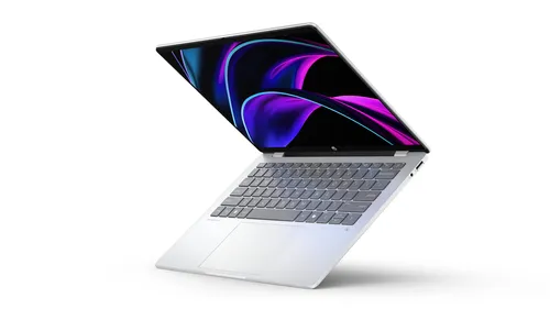 OmniBook 5 Next Gen AI 14-he0001na slide 16