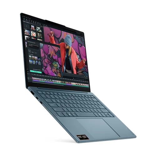 Yoga Slim 7 14AKP10 Copilot+ PC slide 3